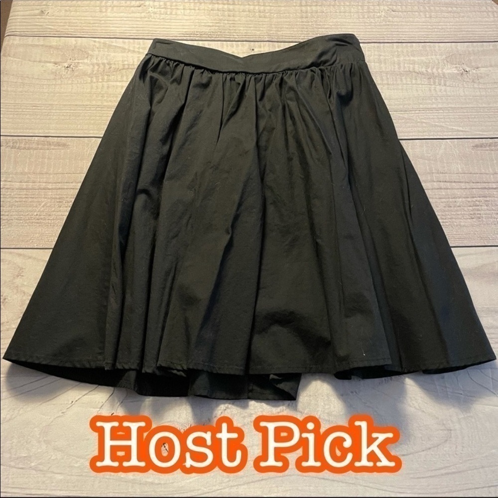 ✅HOST Pick✅ Xhilaration Skirt, Small